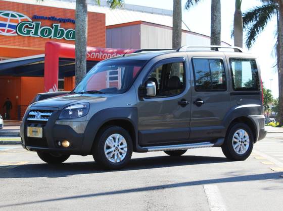 FIAT DOBLÒ 1.8 MPI ADVENTURE 16V FLEX 4P MANUAL FIAT DOBLÒ 1.8 MPI ADVENTURE 16V FLEX 4P MANUAL